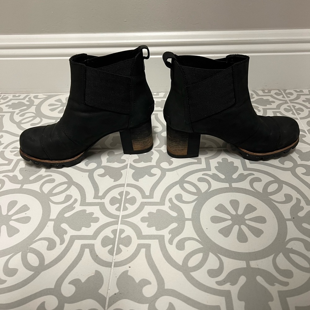 Sorel Addington Chelsea Boot Waterproof Leather High Heel Ankle Booties Black